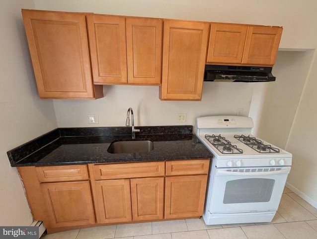 188 W INGHAM, Trenton, NJ 08638