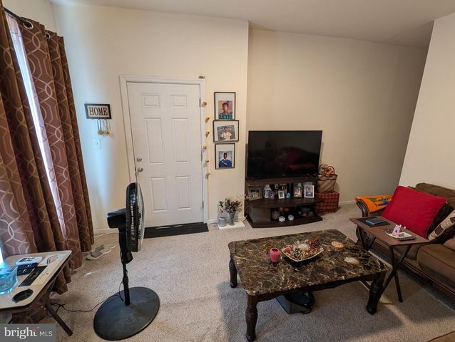 188 W INGHAM, Trenton, NJ 08638