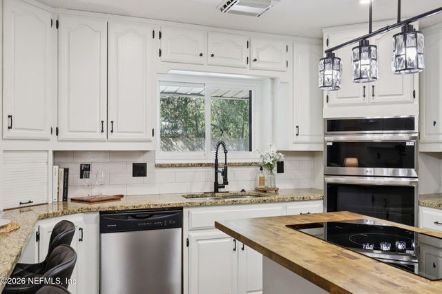 12670 AGATITE Road, Jacksonville, FL 32258