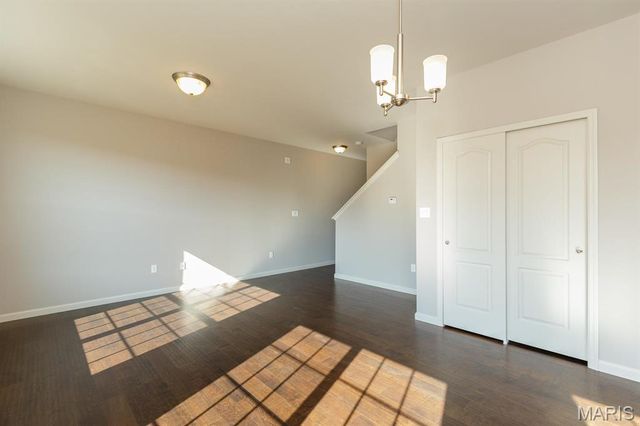 32 Wingtip Court, St Peters, MO 63376