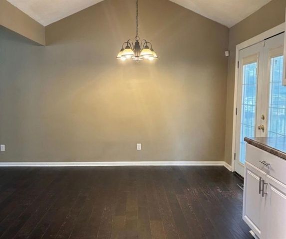 6704 E 129th Street, Grandview, MO 64030