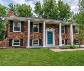 6704 E 129th Street, Grandview, MO 64030