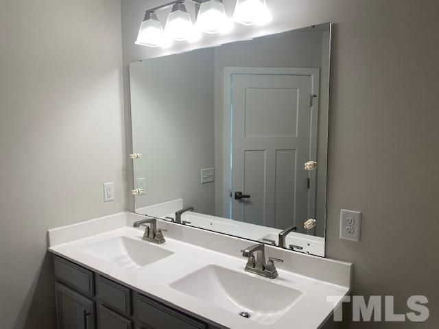 511 Autumn Cure Court, Fuquay Varina, NC 27526