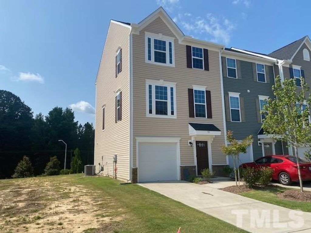 511 Autumn Cure Court, Fuquay Varina, NC 27526