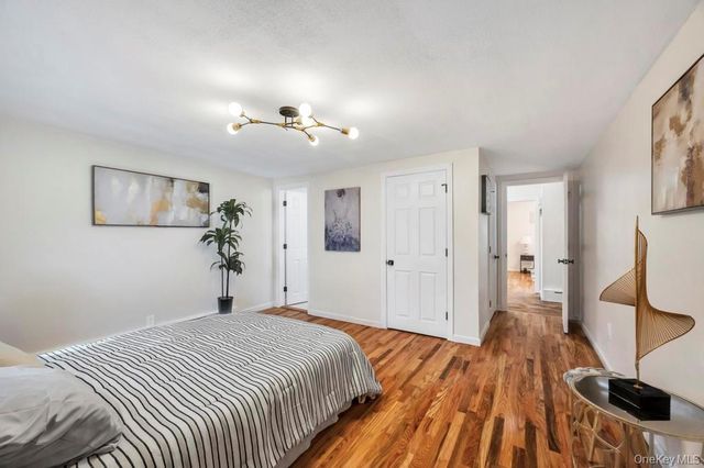 63 Beech Avenue, Farmingville, NY 11738