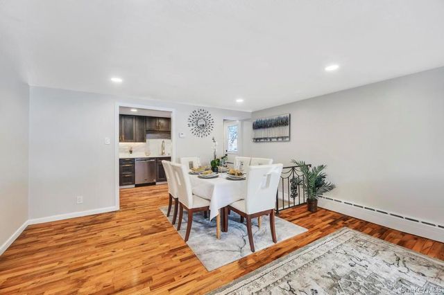 63 Beech Avenue, Farmingville, NY 11738