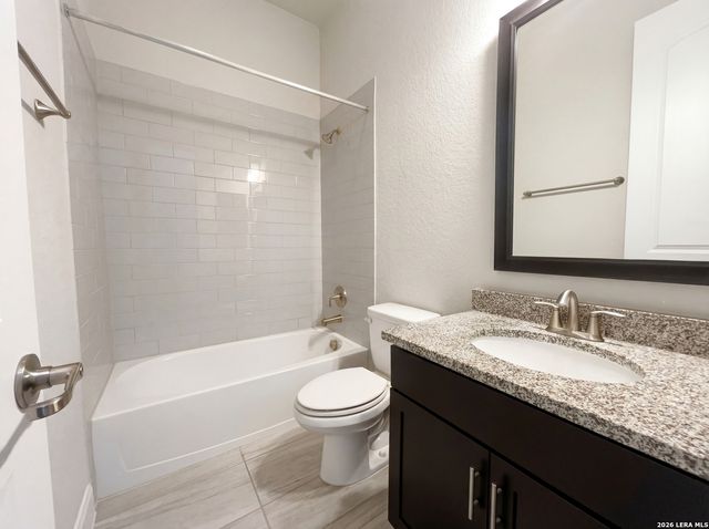 842 Via Principale, New Braunfels, TX 78132