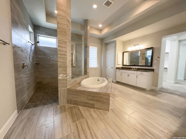 842 Via Principale, New Braunfels, TX 78132