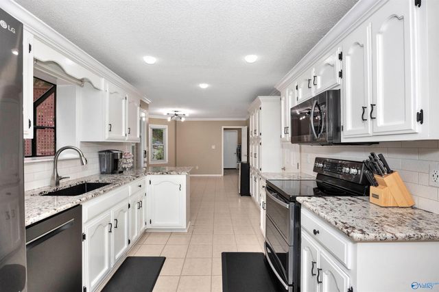 2629 Gawain Road SE, Huntsville, AL 35803