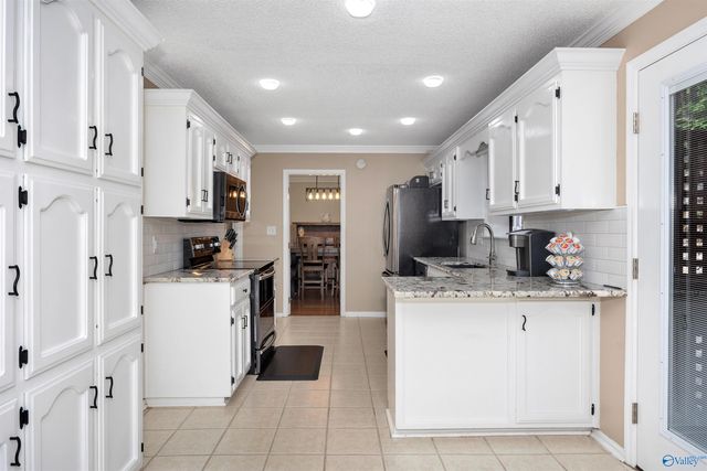 2629 Gawain Road SE, Huntsville, AL 35803