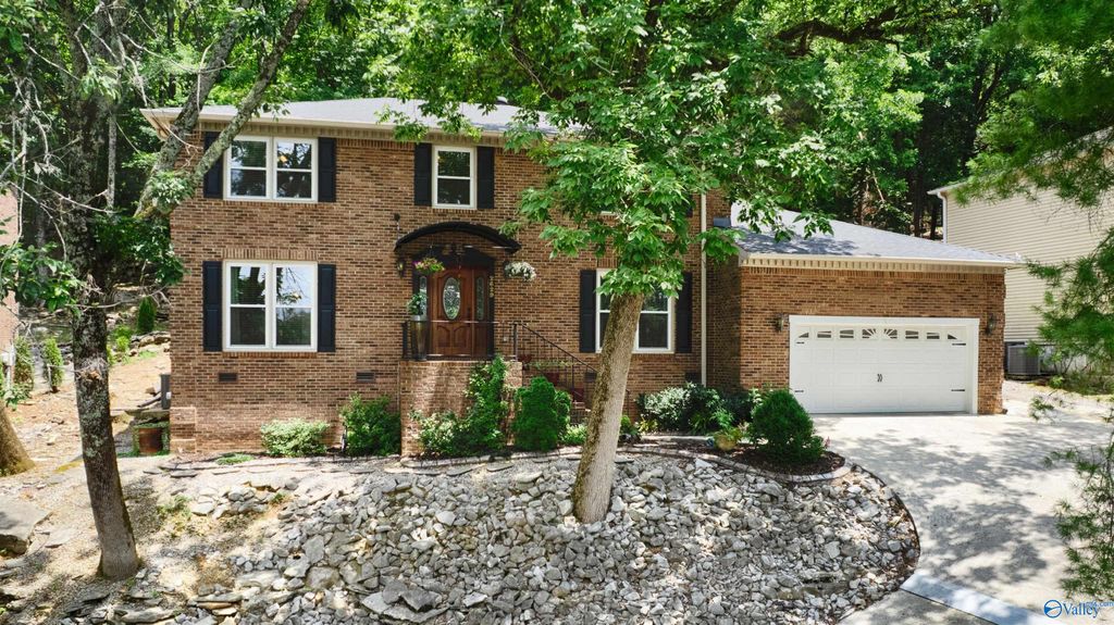 2629 Gawain Road SE, Huntsville, AL 35803
