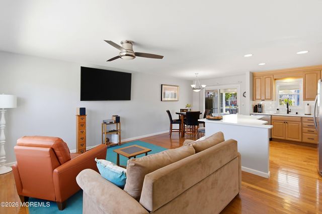 29 Clarkson Drive, Toms River, NJ 08753