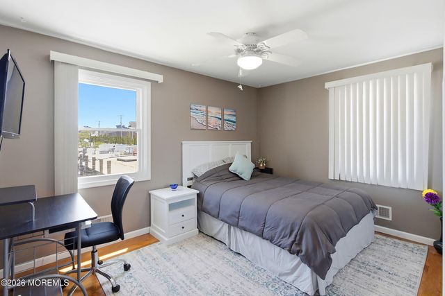 29 Clarkson Drive, Toms River, NJ 08753
