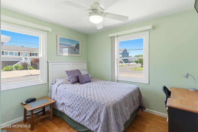 29 Clarkson Drive, Toms River, NJ 08753