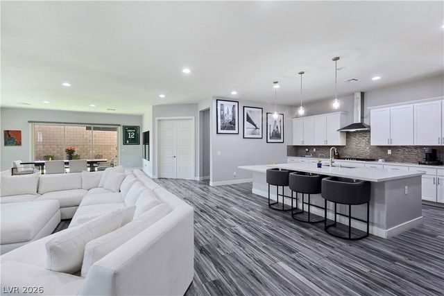 351 Dandelion Brook Court, Las Vegas, NV 89148