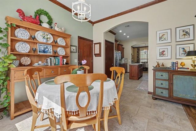 425 Summit Way, Norman, OK 73071