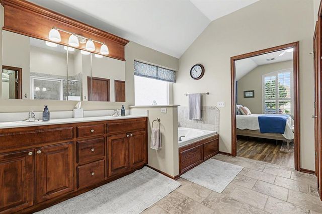425 Summit Way, Norman, OK 73071