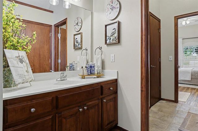 425 Summit Way, Norman, OK 73071