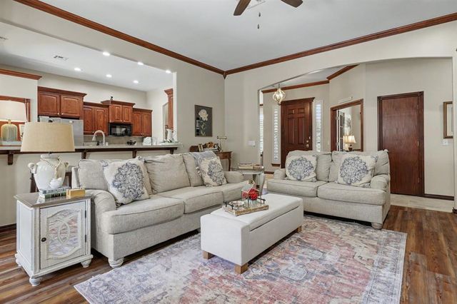 425 Summit Way, Norman, OK 73071
