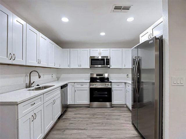 13206 TYRONE STREET, Hudson, FL 34667
