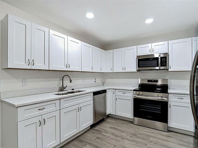 13206 TYRONE STREET, Hudson, FL 34667