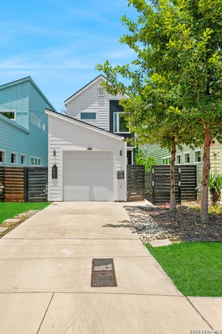 1753 E CROCKETT ST, San Antonio, TX 78202