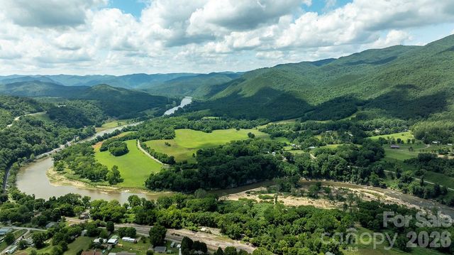 765 River Road, Hot Springs, NC 28743