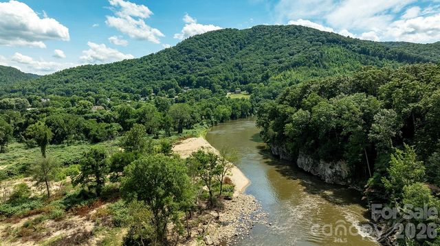765 River Road, Hot Springs, NC 28743
