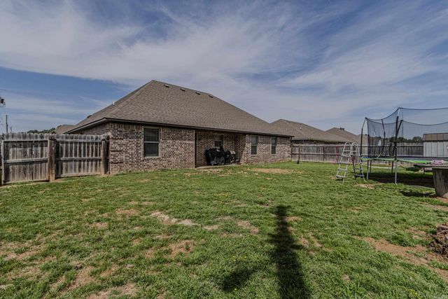 302 Stacy Drive, Paragould, AR 72450