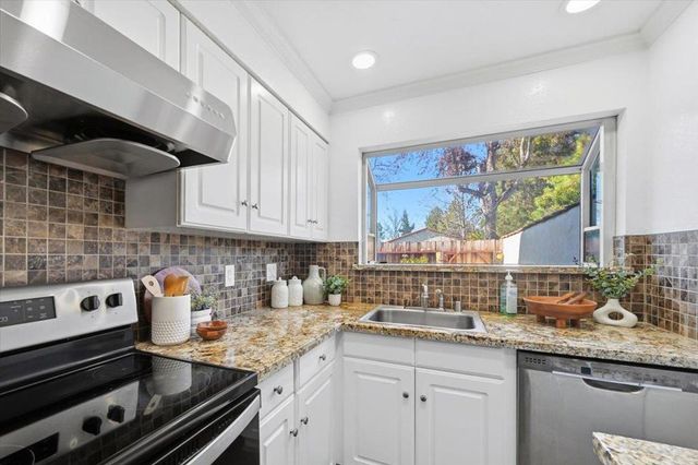 41042 Ramon Terrace, Fremont, CA 94539