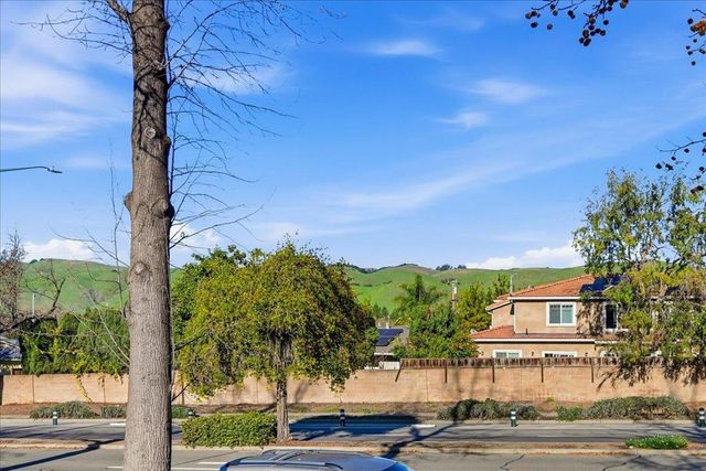 41042 Ramon Terrace, Fremont, CA 94539