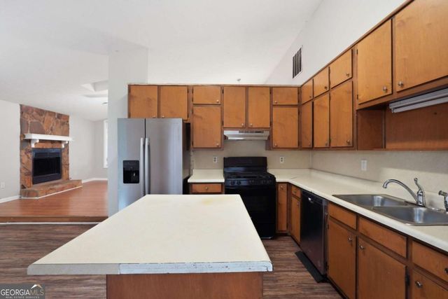 1424 Brookcrest Street, Lawrenceville, GA 30044
