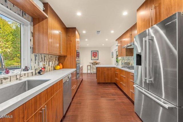 1116 Del Nido Court, Ojai, CA 93023