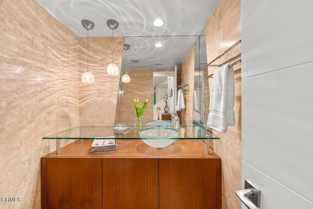 1116 Del Nido Court, Ojai, CA 93023