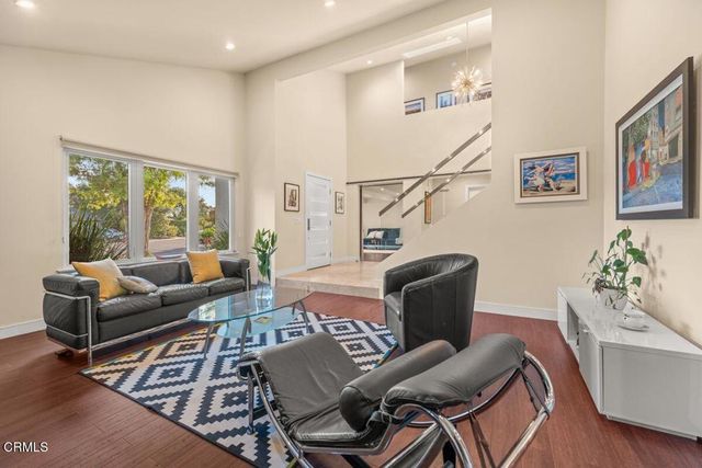 1116 Del Nido Court, Ojai, CA 93023