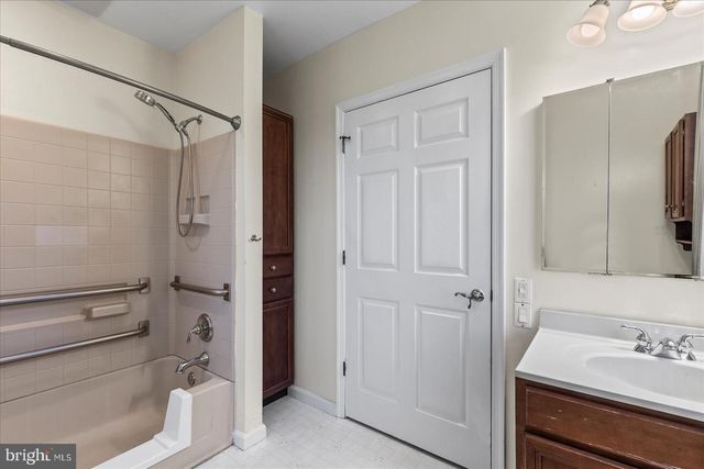 4947 E PROSPECT RD, York, PA 17406