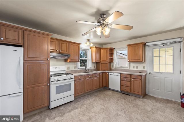 4947 E PROSPECT RD, York, PA 17406