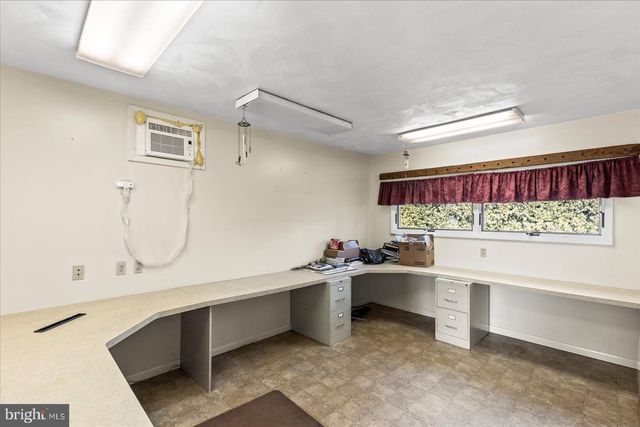 4947 E PROSPECT RD, York, PA 17406