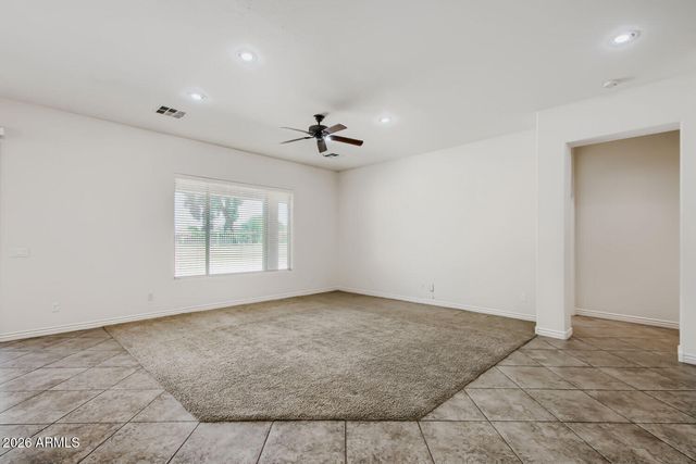 18188 W PARADISE Lane, Surprise, AZ 85388