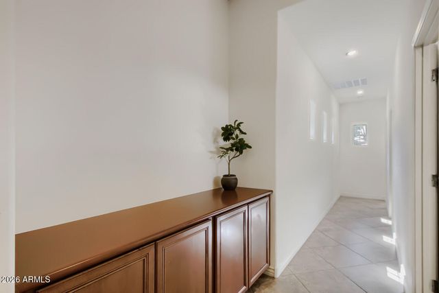18188 W PARADISE Lane, Surprise, AZ 85388