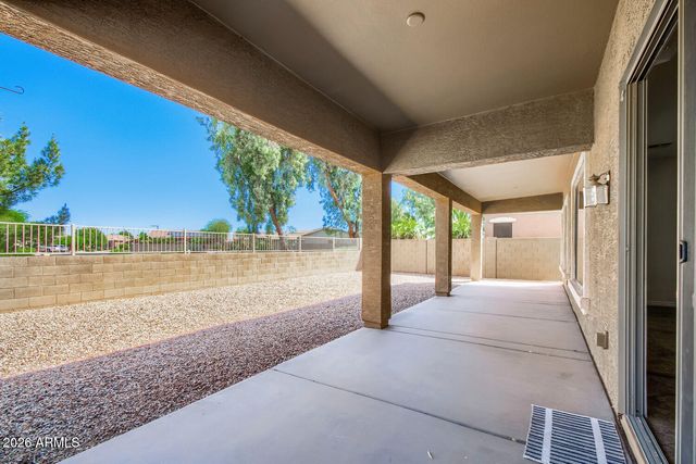 18188 W PARADISE Lane, Surprise, AZ 85388