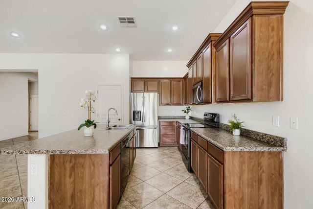 18188 W PARADISE Lane, Surprise, AZ 85388