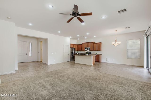 18188 W PARADISE Lane, Surprise, AZ 85388