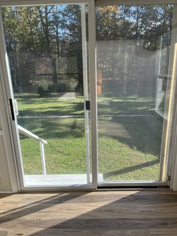 112 Esther Dr, Coalmont, TN 37313