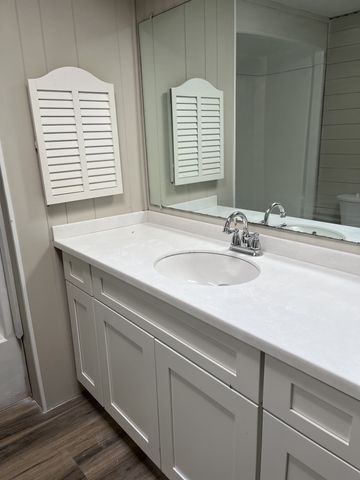 112 Esther Dr, Coalmont, TN 37313