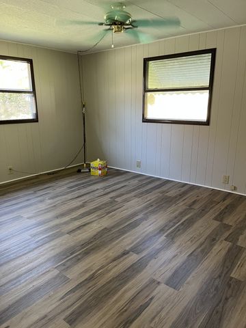 112 Esther Dr, Coalmont, TN 37313