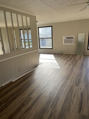 112 Esther Dr, Coalmont, TN 37313