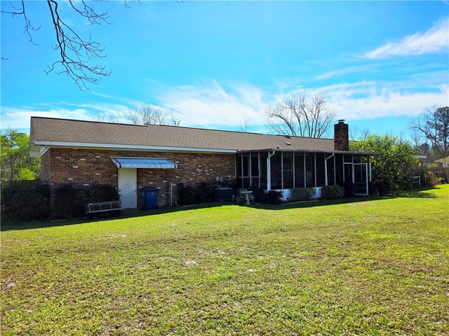 2505 Winchester Road, Waycross, GA 31501