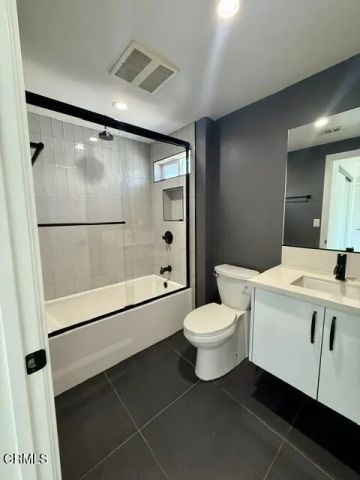 5628 Auckland Avenue, Los Angeles, CA 91601
