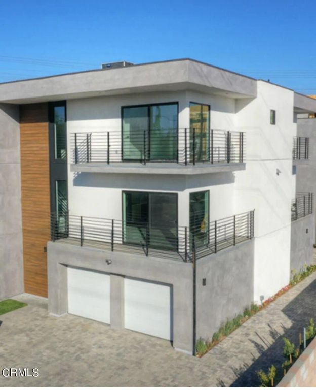 5628 Auckland Avenue, Los Angeles, CA 91601